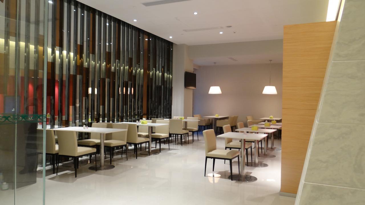 锦江之星三亚解放路免税购物公园酒店 外观 照片